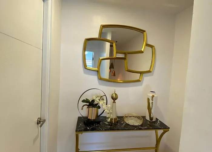 Lsb Modern Penthouse Apartment *